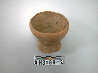 藏品(紅色夾砂小陶杯)的圖片